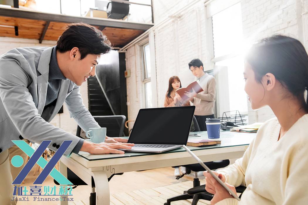 跨境特许权使用费支付的预提所得税计算  