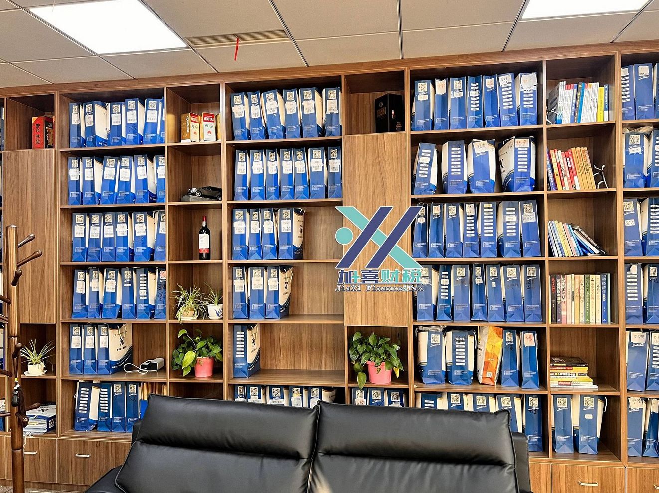 数字营销入门：利用社交媒体与搜索引擎推广品牌  